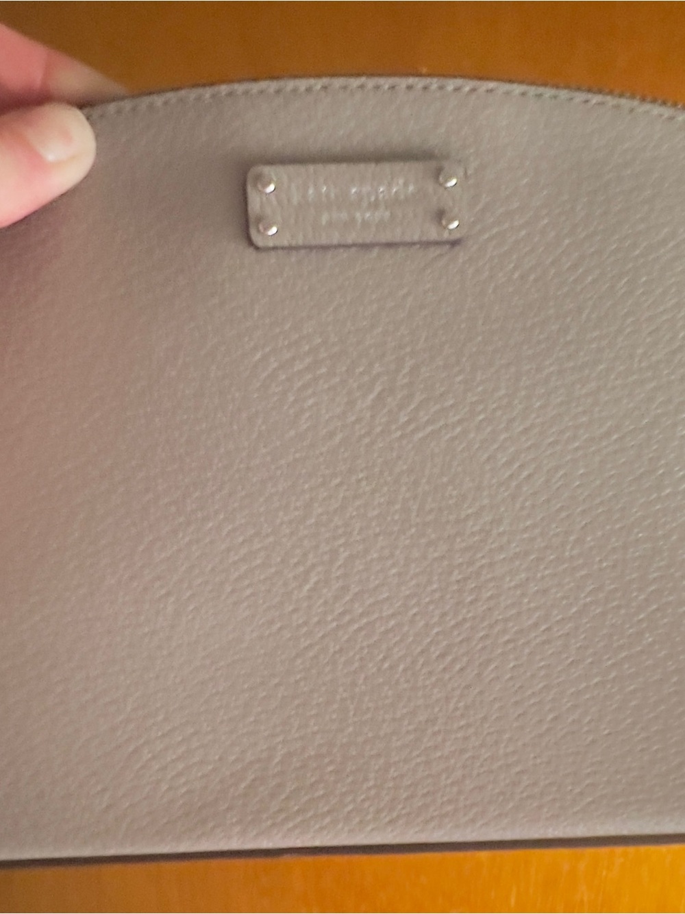 Kate Spade Pebbled Leather Crossbody Bag in Light grey - Picture 2 of 4